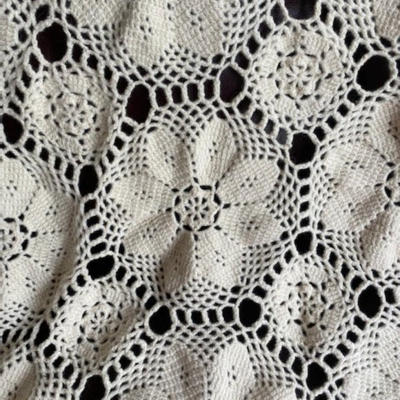 Hand-Made Heavy Crocheted Bed Cover - Picture 1 of 3